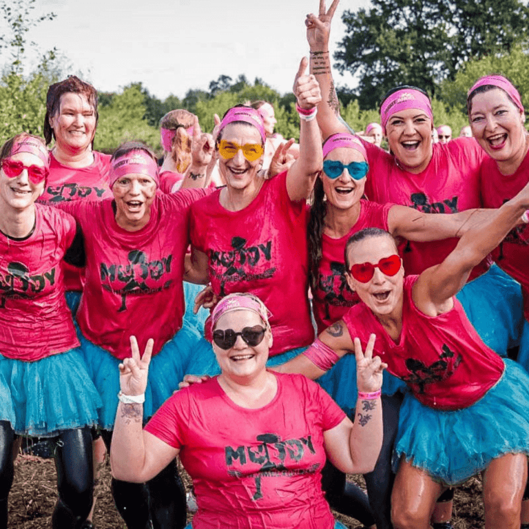 Muddy Angels Run gegen Brustkrebs - Pflegeteam Himmel unterstützt die Initiative
